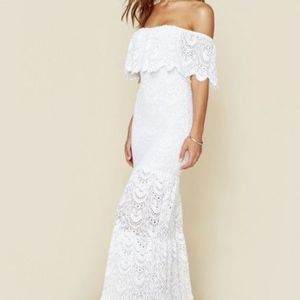 NIGHTCAP CLOTHING POSITANO WHITE LACE MAXI DRESS